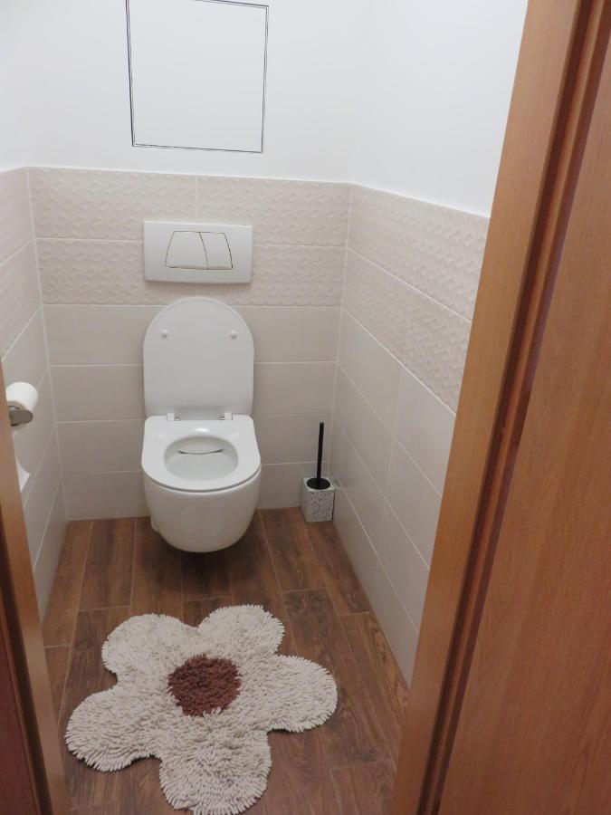Appartement Mymara , Apartman Ivadella à Bešeňová Extérieur photo